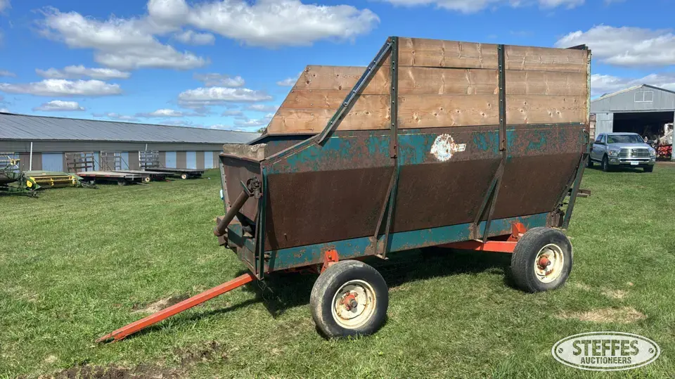 Dokken forage wagon