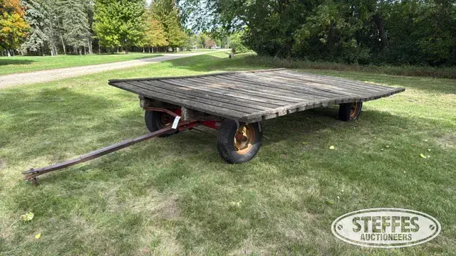 4-wheel hay wagon