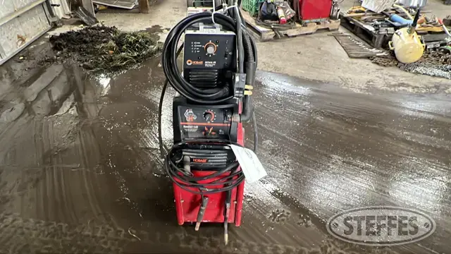 Hobart Handler 140