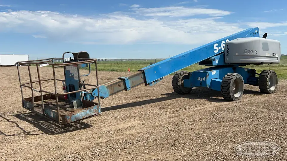 2006 Genie S60 Boom Lift