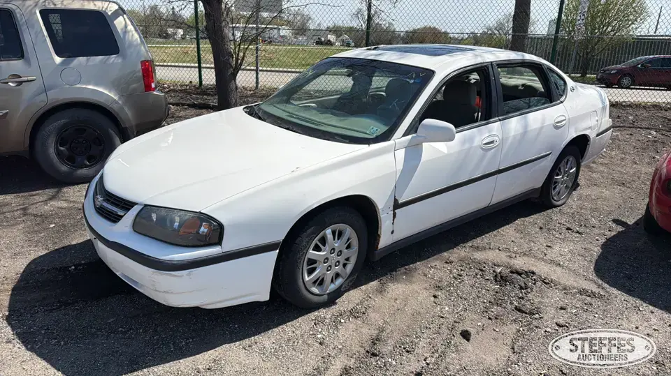 2005 Chevrolet Impala Car