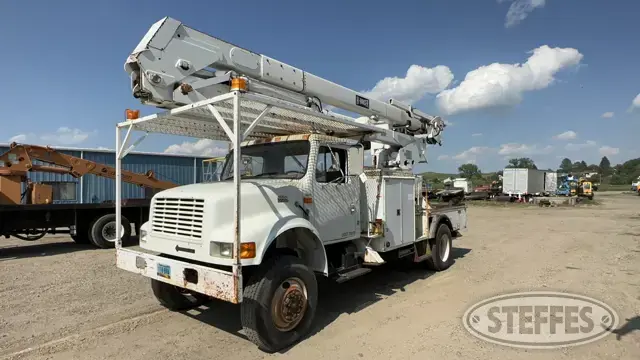 1999 International 4800