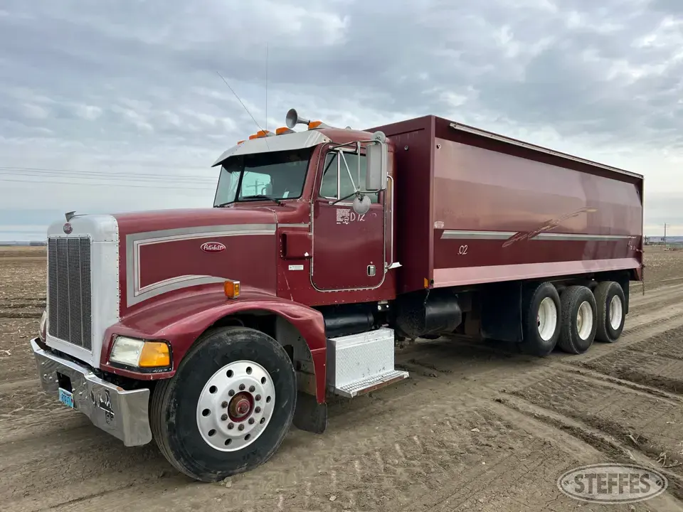 1987 Peterbilt 579 Tri-Axle Boxed Truck