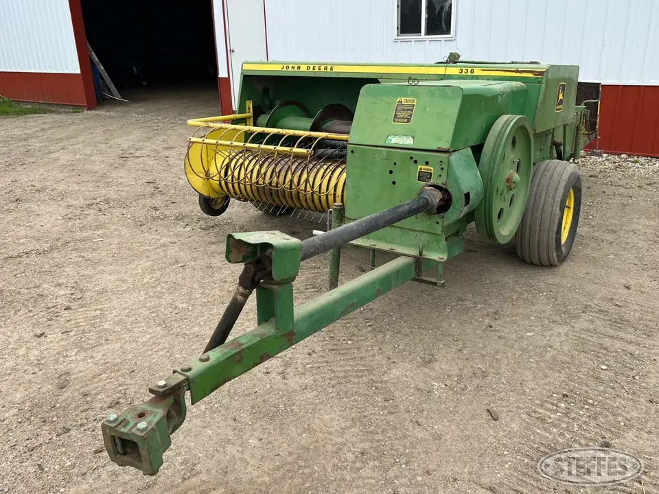 1980 John Deere 336 Square Baler
