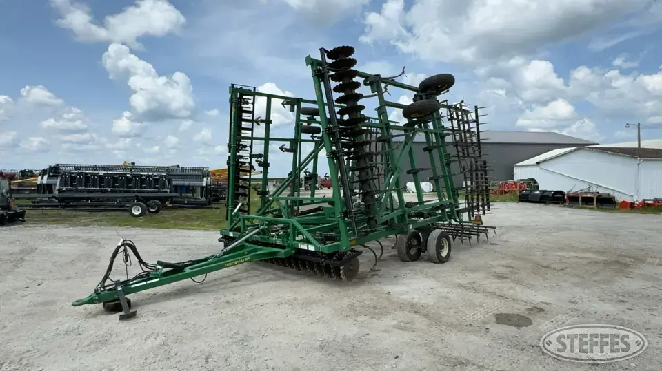 Great Plains 8333 Discovator Soil Finisher