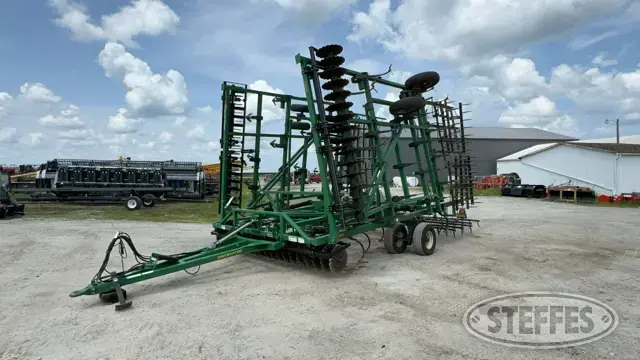 Great Plains 8333 Discovator