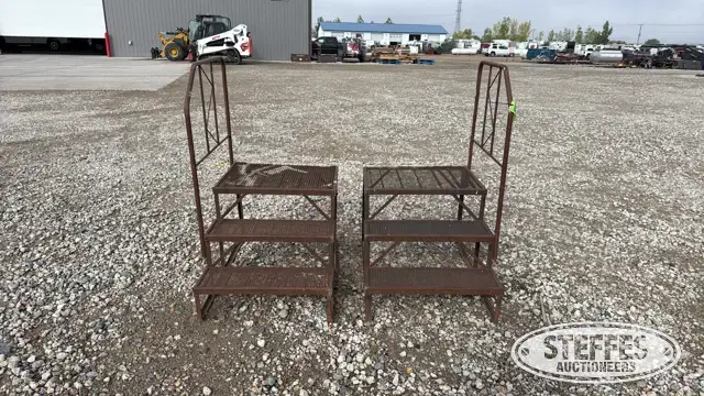 (2) Portable steps