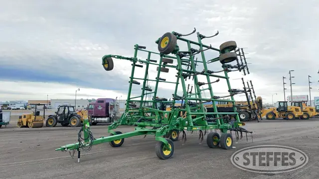 2022 John Deere 2430