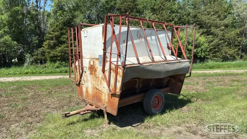 Apache Feeders and Bunk