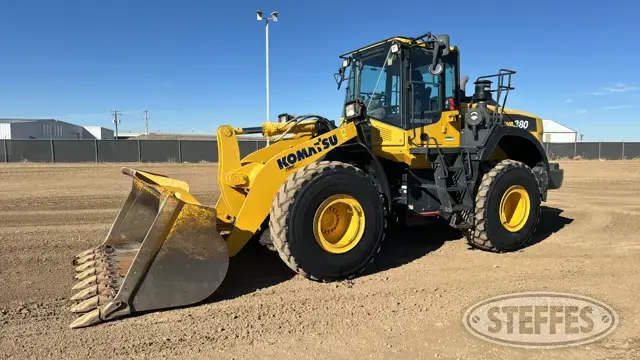 2019 Komatsu WA380-8
