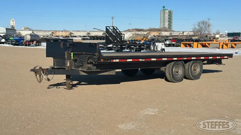 2000 DCT Utility Trailer