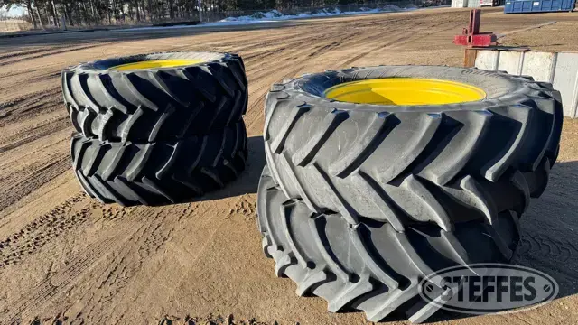 (4) Continental 650/65R38 tires