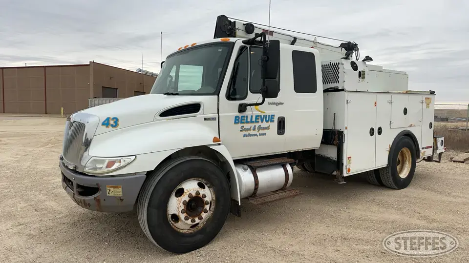 2013 International MA065 DuraStar Service Utility Truck