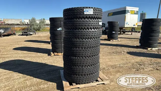 (8) Invovic FM557 11R22.5 tires