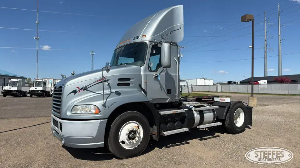 2012 Mack Pinnacle CXU612 Conventional Truck without Sleeper