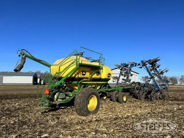 2009 John Deere 1910