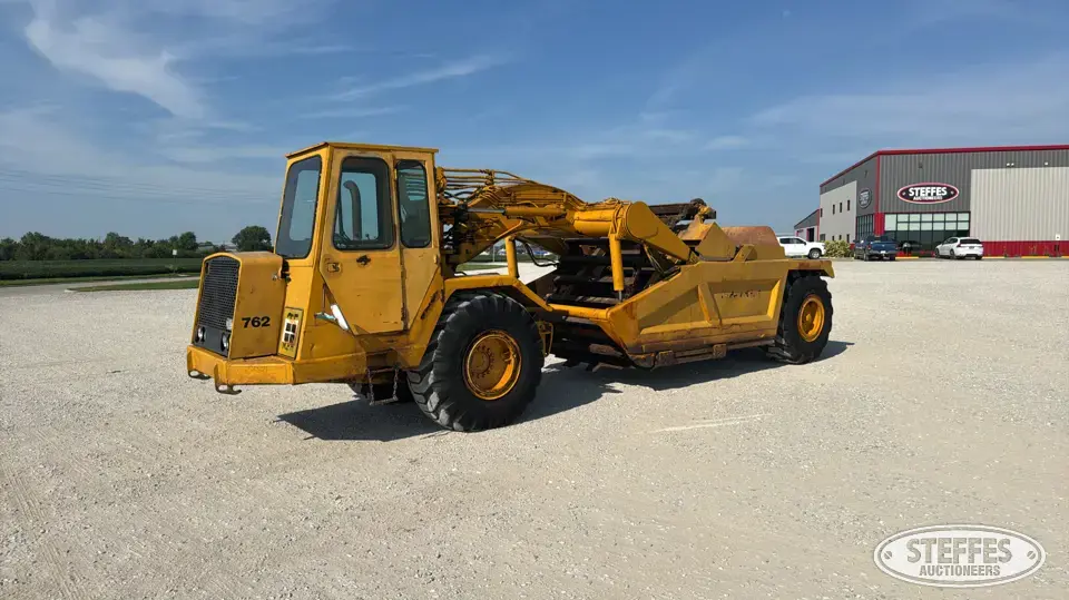1984 Deere 762 Motor Scraper