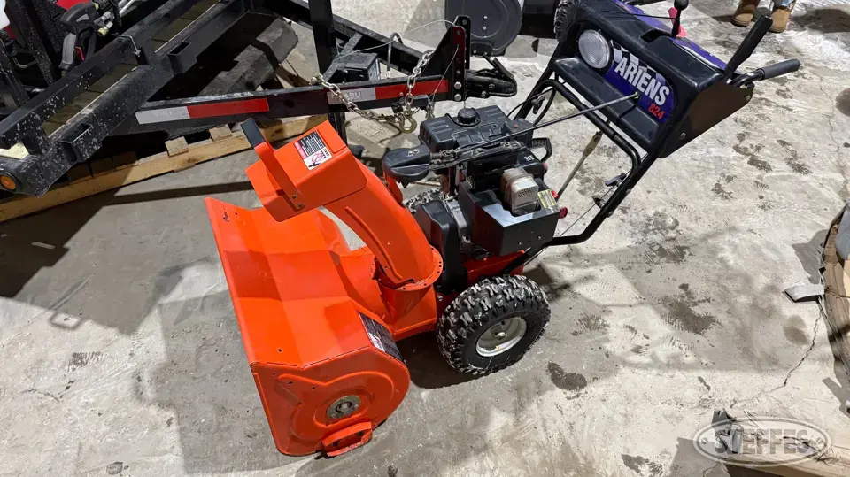 Ariens 824 Self-Propelled Snowblower