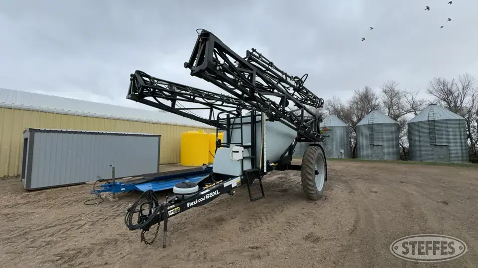 Flexi-Coil S68XL Pull-Type Sprayer