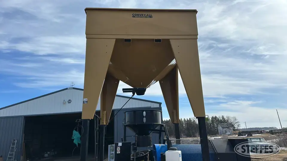 Convey-All SB-150 Hopper Bin