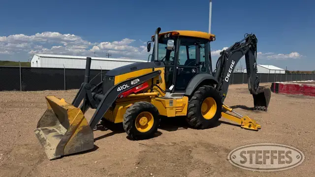 2017 Deere 410L