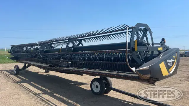 2018 MacDon FD140