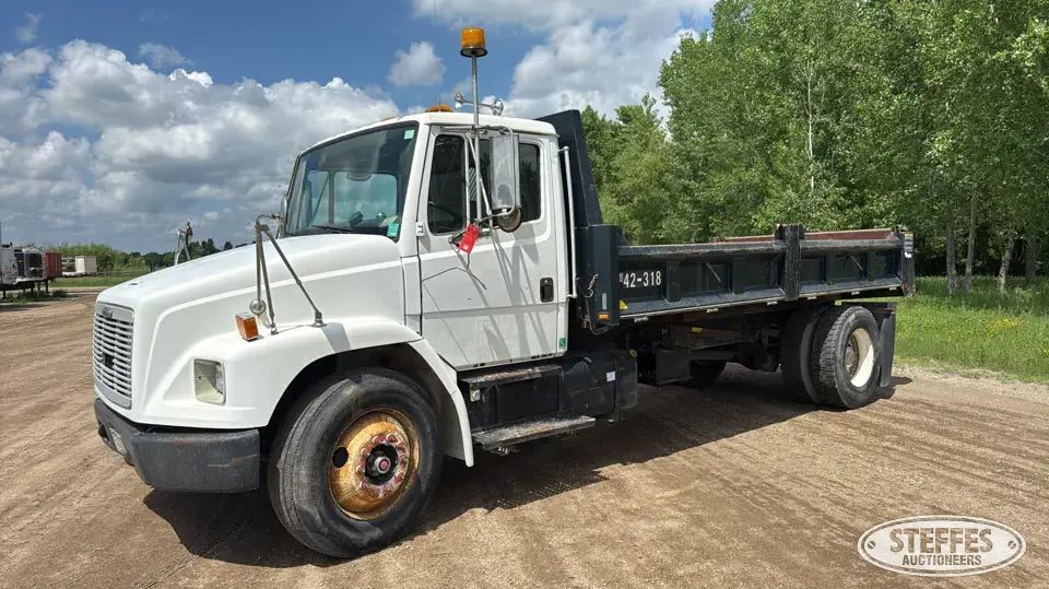 2001 Freightliner FL70 Dump Truck