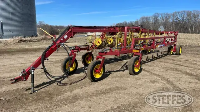 2013 New Holland HT154