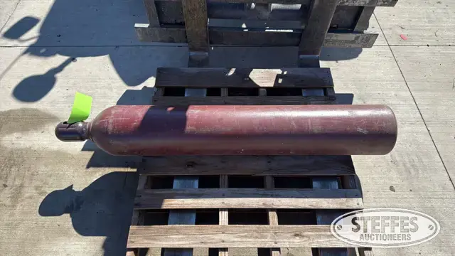Argon compressed cylinder