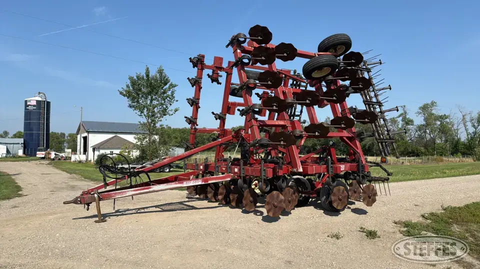 2006 Salford 570 Vertical Tillage