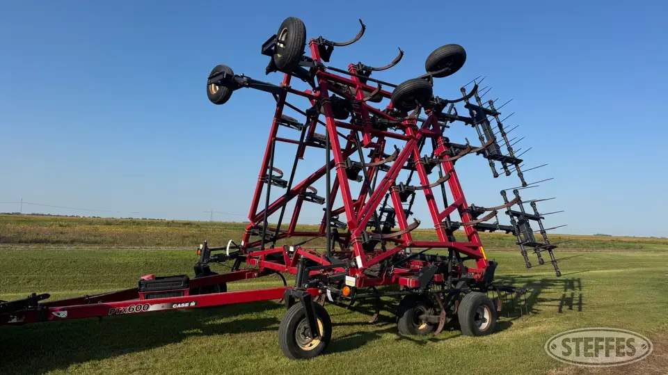 2003 Case IH PTX600 Chisel Plow