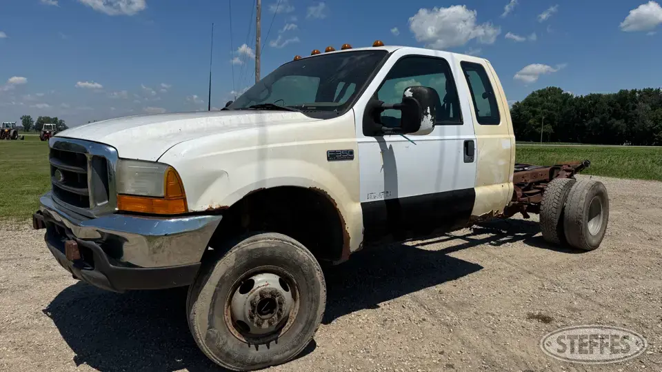 2000 Ford Super Duty F-350 1 Ton Pickup