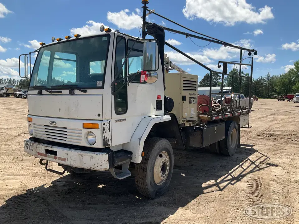 2000 Sterling SC7000 Specialty Truck