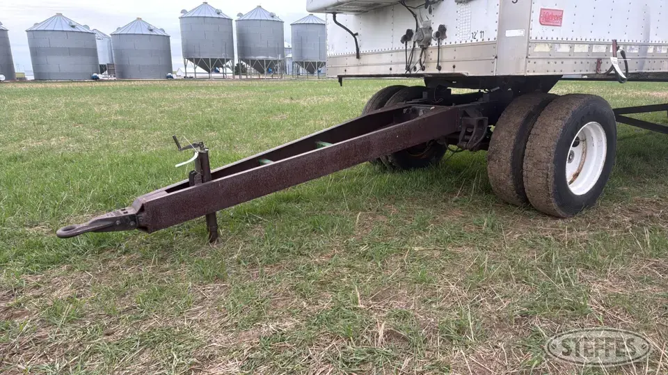 Trailer dolly