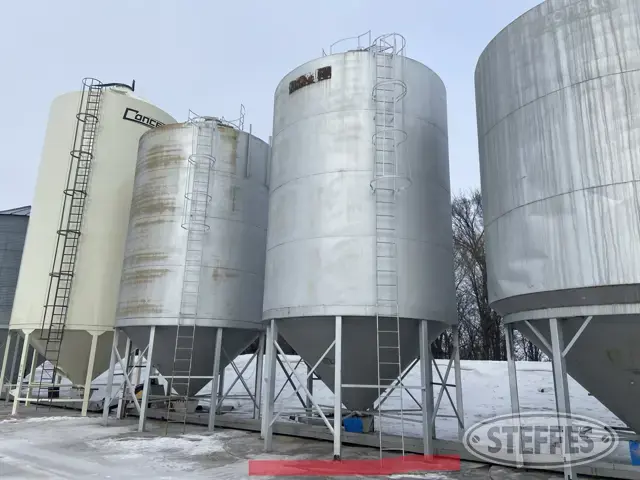 Lorrich hopper bin