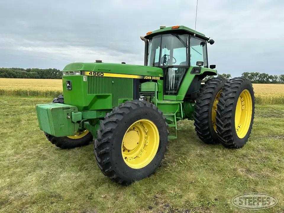 1993 John Deere 4960 MFWD Tractor