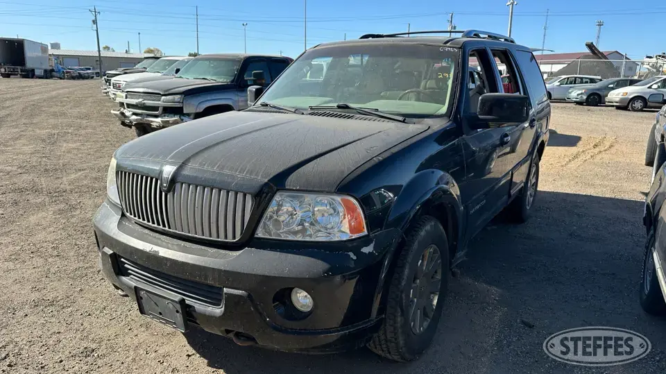 2004 Lincoln Navigator SUV
