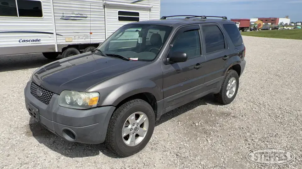 2005 Ford Escape SUV