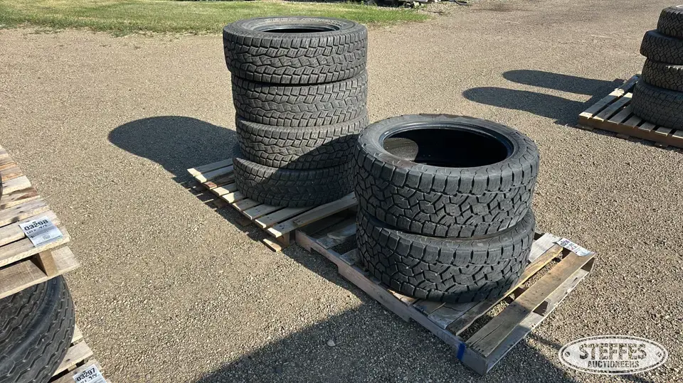 (6) Toyo Open Country tires Passenger-Light Truck Tire