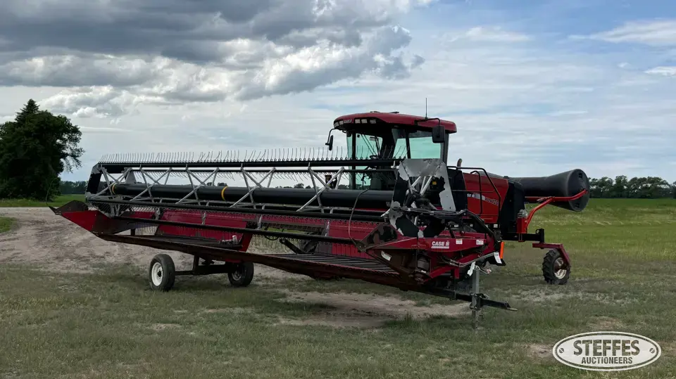 2005 Case IH WDX1202 Self-Propelled Windrower