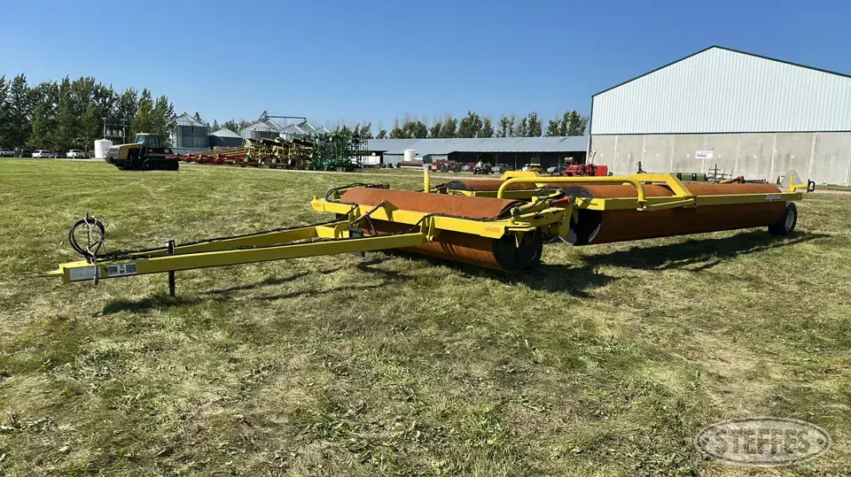 2006 Degelman 7651 Land Roller