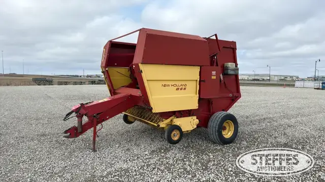 New Holland 855