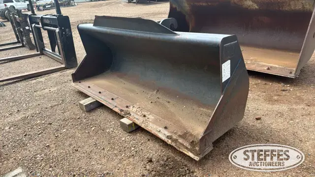 CAT loader backhoe bucket