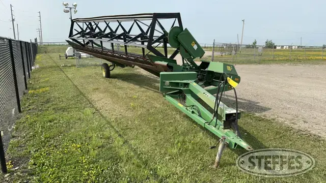 John Deere 590