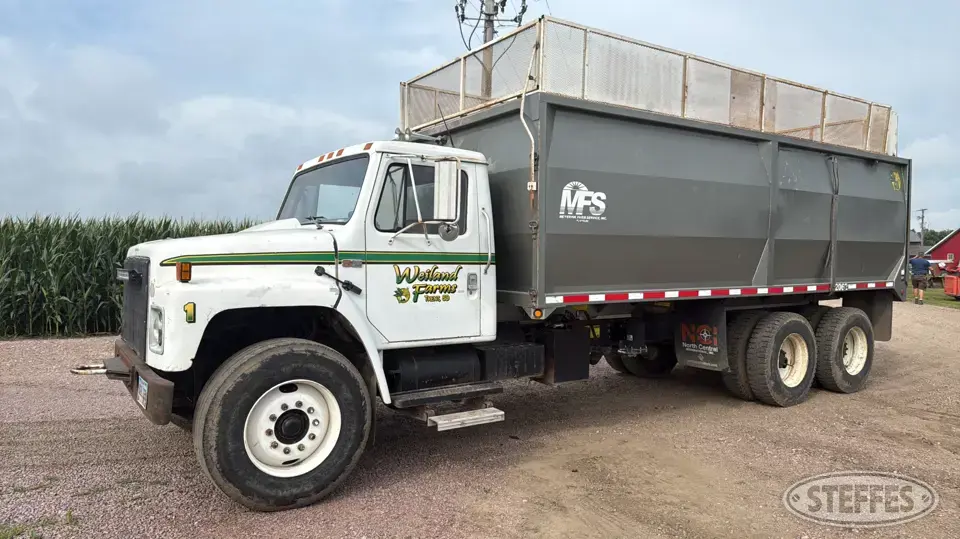 1986 International F1954 Specialty Truck