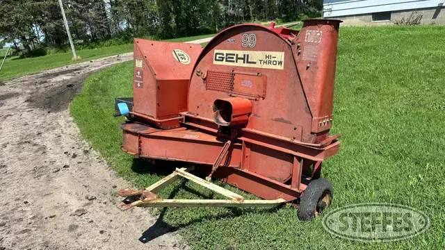 Gehl 99 Hi-Throw