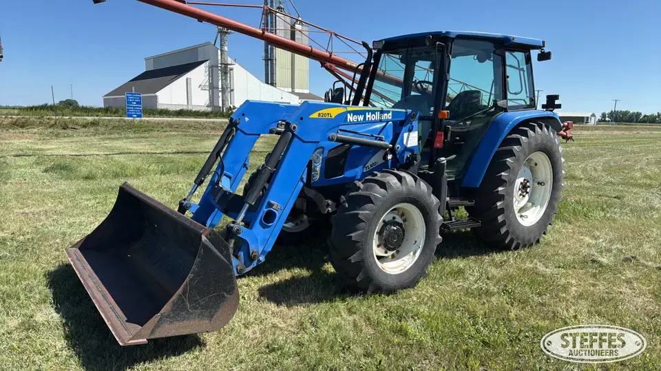 2006 New Holland TL100A MFWD Tractor