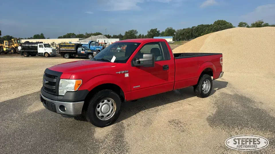 2013 Ford F-150 XL Half Ton Pickup