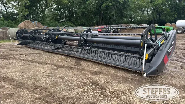 2022 MacDon FD135