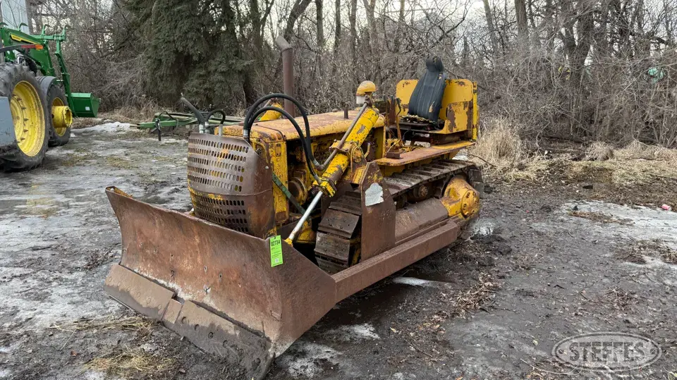 1947 CAT D4 Dozer